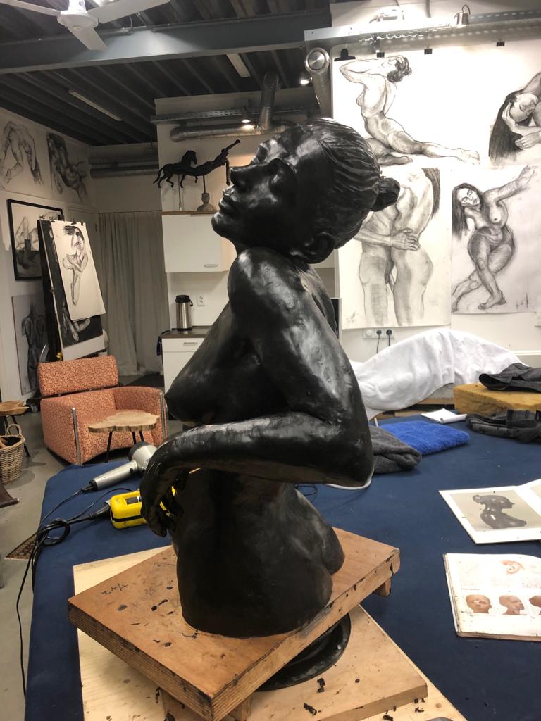 e0f68b25-008c-4b91-b9e8-15ed9cde0efa-1